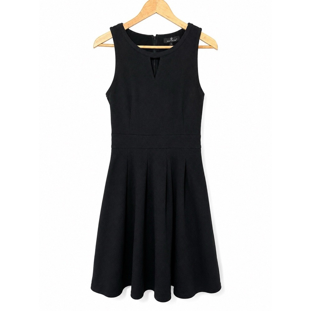 YATHON Women's Black Fit‎ & Flare Dress Size Small Sleeveless Knee Length